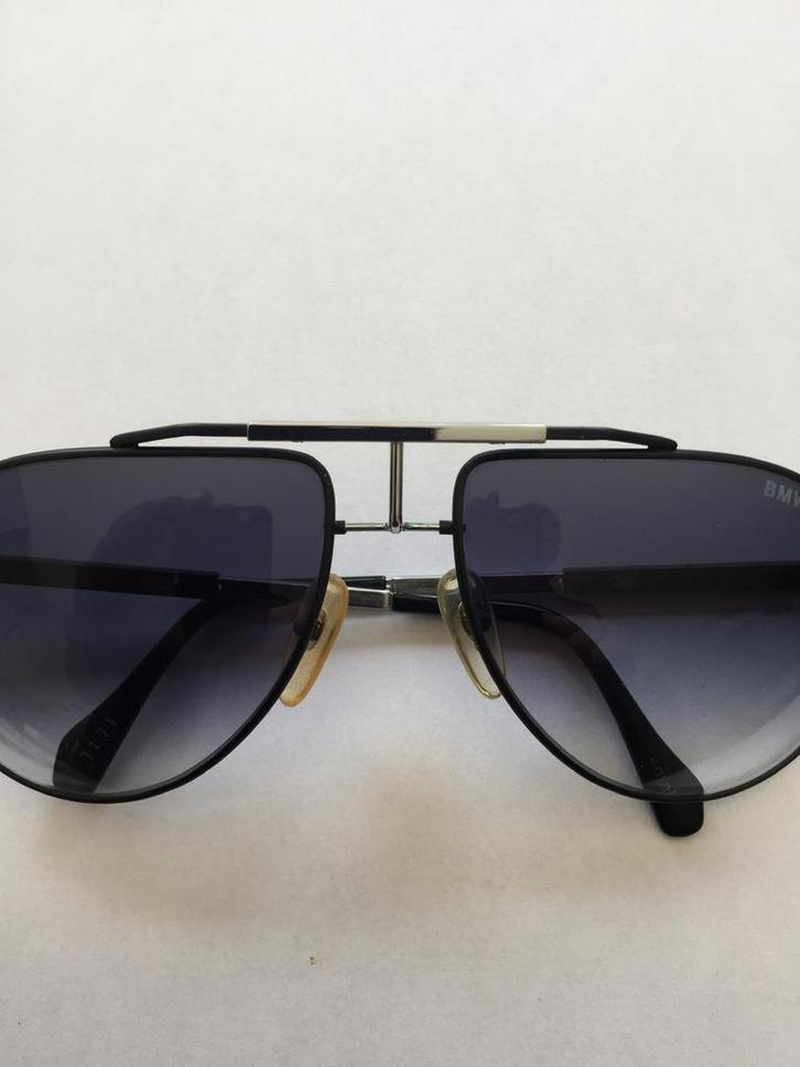 M-style zonnebril, Handtassen en Accessoires, Zonnebrillen en Brillen | Heren, Zo goed als nieuw, Zonnebril, Overige merken, Zwart