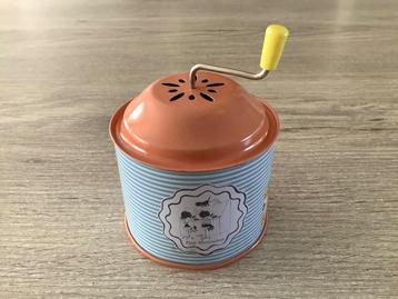 Jip & Janneke metalen muziekdoosje (10 cm) beschikbaar voor biedingen