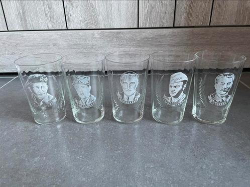 5 vintage glazen WO 2 leiders, Verzamelen, Glas en Drinkglazen, Zo goed als nieuw, Ophalen of Verzenden