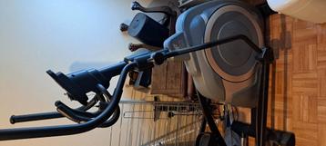 Crosstrainer Newton Fitness beschikbaar voor biedingen