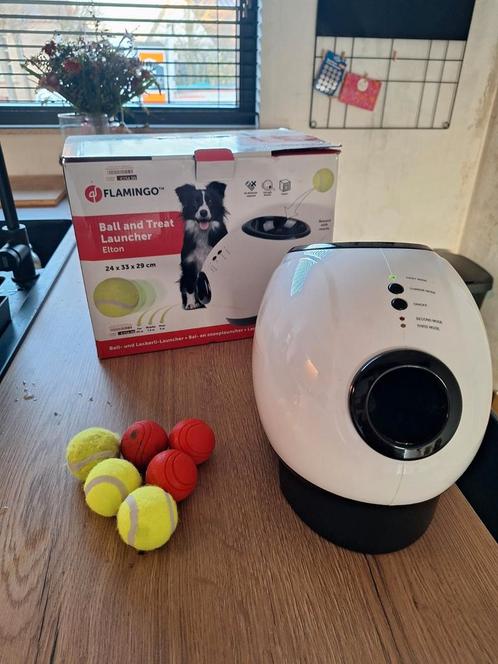 Hondenspeelgoed (Flamingo bal and theat launcher), Dieren en Toebehoren, Hondenspeelgoed, Zo goed als nieuw, Overig speelgoed