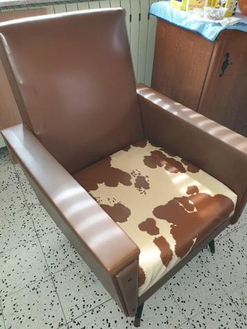 2 Vintage fauteuil uit de jaren 60 beschikbaar voor biedingen