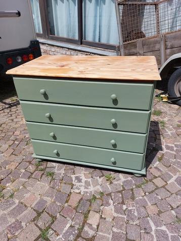 Heel mooi dressoir, vintage uitstraling.  beschikbaar voor biedingen
