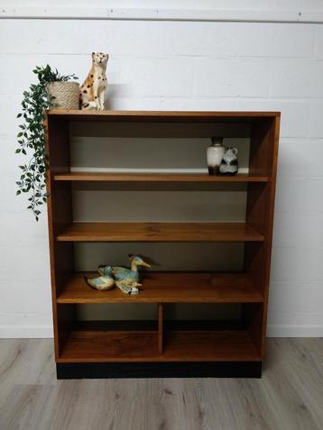 Vintage midcentury boekenkast | wandkast | retro beschikbaar voor biedingen