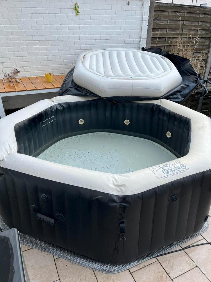 Intex pure spa, Tuin en Terras, Bubbelbaden en Hottubs, Gebruikt, Opblaasbaar, Afdekzeil, Grondzeil, Filter, Pomp, Ophalen