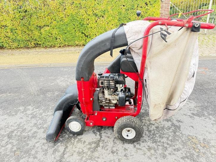 bladzuiger , op wielen met opvangzak mtd merk, Tuin en Terras, Bladblazers, Gebruikt, Benzine, Met opvangzak, Met neuswiel, Met zuigfunctie