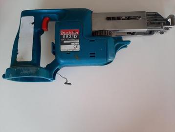 Accuschroefmachine Makita 6831D, Ophalen, Gebruikt