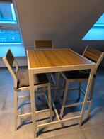 Table et chaises bar
