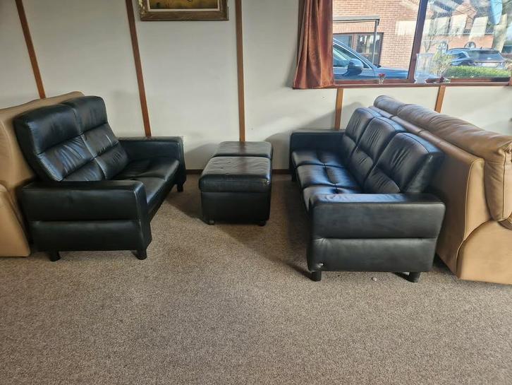 ZWARTE BUFFELLEDEREN SALON STRESSLESS 5 RELAXEN - POEF, Maison & Meubles, Fauteuils, Utilisé, Cuir, Enlèvement