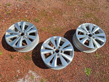 3 originele 16 inch Volkswagen velgen beschikbaar voor biedingen