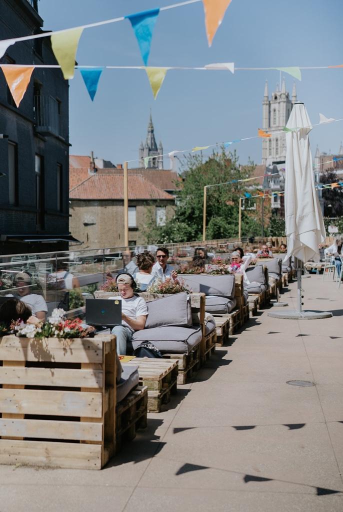Pallet terras met water resistente kussens, Zakelijke goederen, Horeca | Meubilair en Inrichting, Overige typen, Ophalen