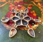 India: antiek tika kumkum doosje, met Elephant God Ganesha, Antiek en Kunst, Ophalen of Verzenden