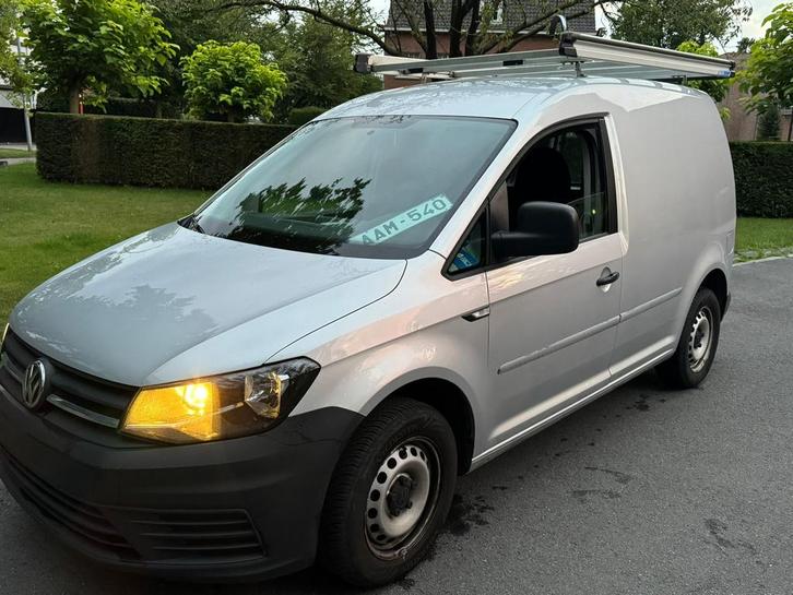 VW Caddy BJ 2018 Euronorm 6b Airco In mooie & goede staat.!, Auto's, Bestelwagens en Lichte vracht, Bedrijf, Te koop, Centrale vergrendeling