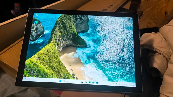 Microsoft Surface 5 pro, Computers en Software, Monitoren, Touchscreen, Ophalen