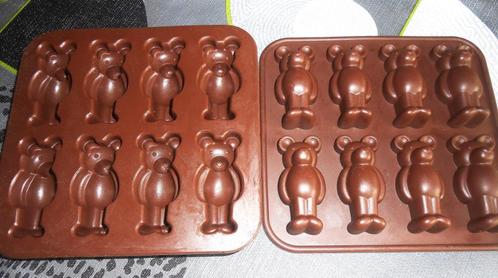 Kleine mannetjes gemaakt van ijs, chocolade..., Hobby en Vrije tijd, Taarten en Cupcakes maken, Nieuw, Bakvorm, Cupcakes, Ophalen of Verzenden
