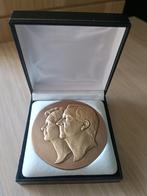Historiepenning Koning Albert II & Koninging Paola, Verzamelen, Koningshuis en Royalty, Ophalen of Verzenden, Zo goed als nieuw