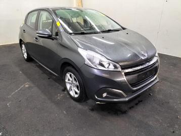 Peugeot 208 2016 voorkop compleet  (plaatwerk koelers verlic beschikbaar voor biedingen