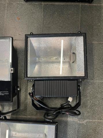 HQI 400W Outdoor Lamp disponible aux enchères