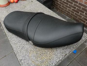 Triumph Legend TT 900  zadel nieuwstaat 1999 beschikbaar voor biedingen