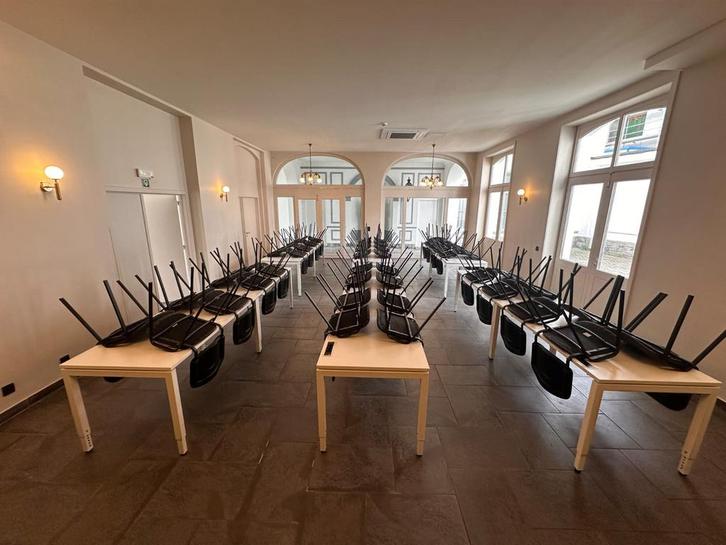 150 Tables en stock - table de reunion coworking bureau, Maison & Meubles, Accessoires pour la Maison | Autre, Enlèvement