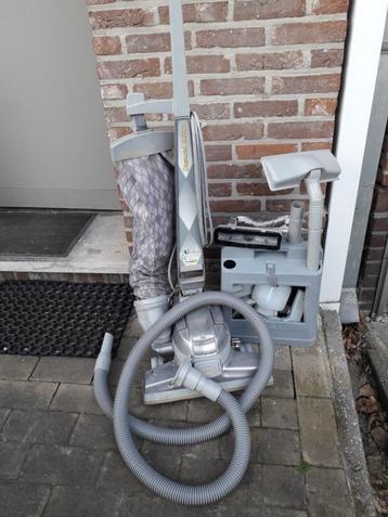 Kirby stofzuiger met accesoires, Elektronische apparatuur, Stofzuigers, Gebruikt, Stofzuiger, Minder dan 1200 watt, Ophalen