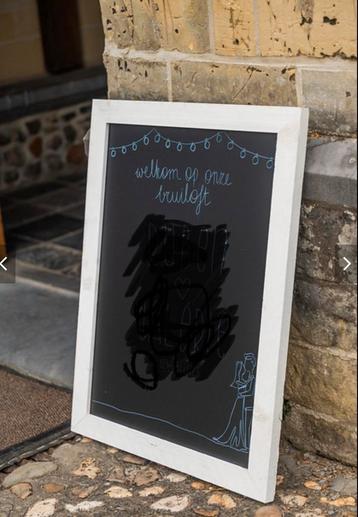 Groot krijtbord wit steigerhout - welkomstbord trouw / feest beschikbaar voor biedingen