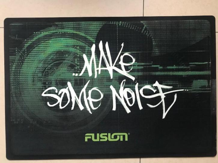 Fusion carpet / tapijt, Auto diversen, Autospeakers, Nieuw, Ophalen of Verzenden