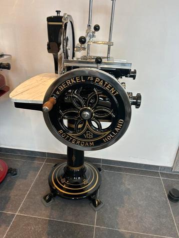 Prachtige OUDE snijmachine berkel gerestaureerd zwart kl ! beschikbaar voor biedingen