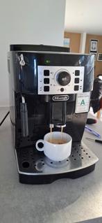Delonghi Magnifica S koffiemachine met garantie!, Elektronische apparatuur, Koffiezetapparaten, 10 kopjes of meer, Ophalen of Verzenden