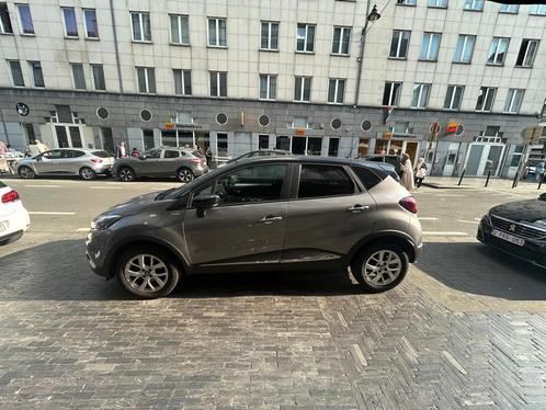 Renault Captur Limited Edition 2018, Auto's, Renault, Particulier, Benzine, 5 deurs, Handgeschakeld, Zilver of Grijs, Overige bekleding
