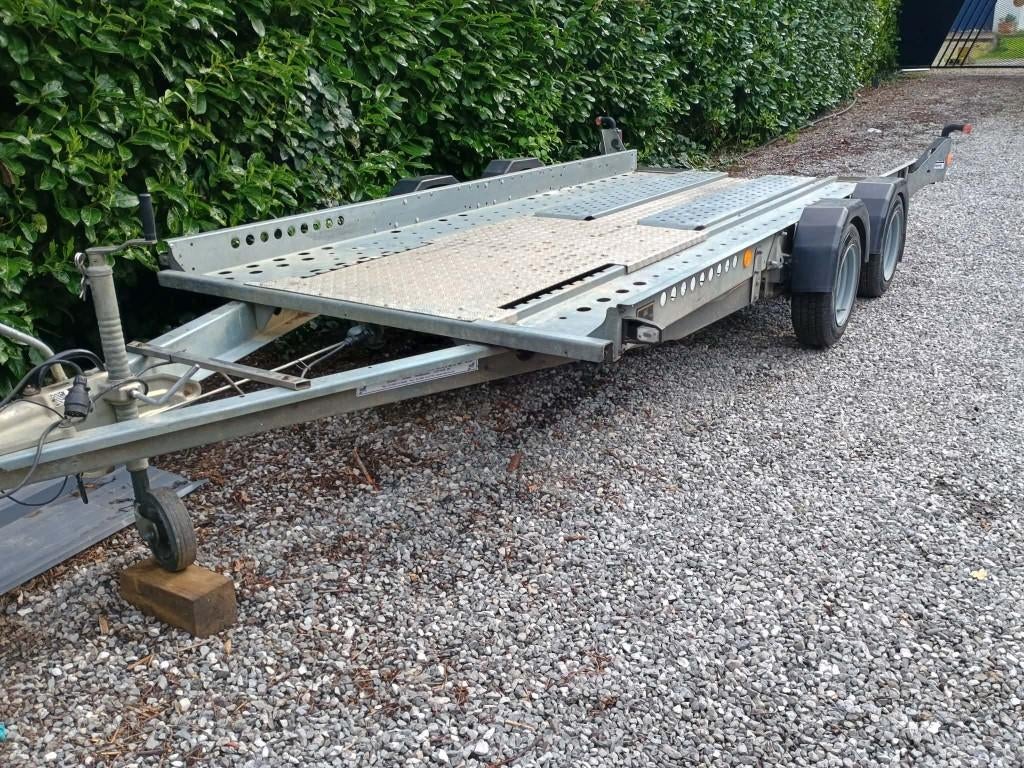 Remorque porte voiture ifor williams, Enlèvement