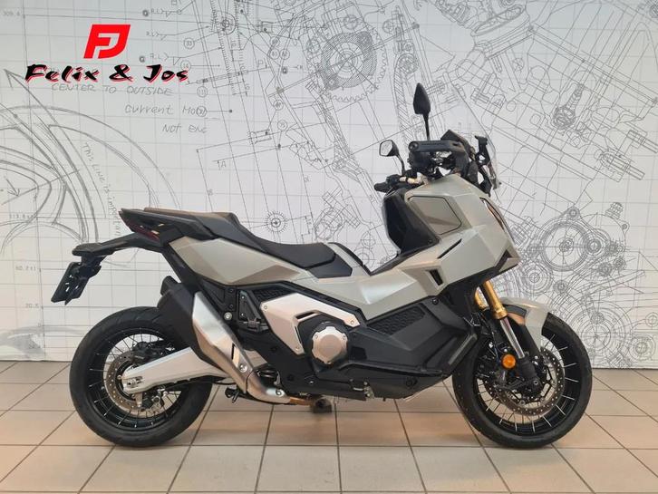 Honda X-ADV 750 (année de construction 2025), Motos, Motos | Honda, Entreprise, Scooter, plus de 35 kW