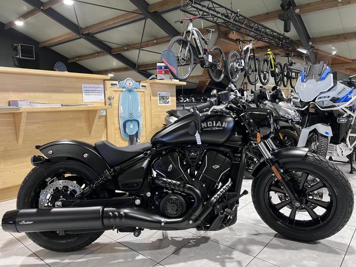 Indian Scout Bobber Ltd + Tech Black Smoke, Motoren, Motoren | Overige merken, Bedrijf, Chopper, meer dan 35 kW, Ophalen