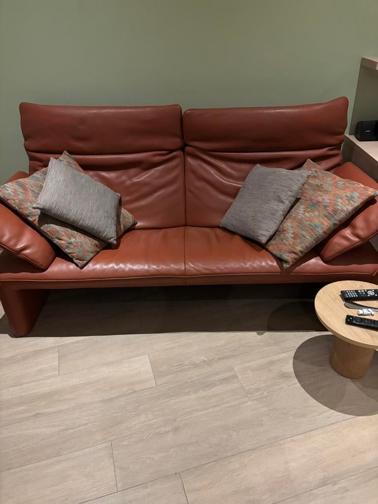 Zetel Jori Linea 2,5/3p. in nieuwstaat moet dringend weg !!, Ophalen, Zo goed als nieuw