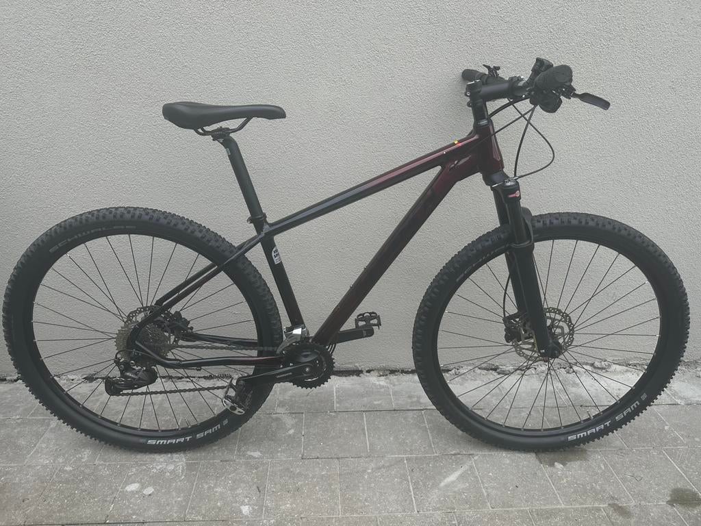 mountainbike rood-zwart, Ophalen, Gebruikt, Heren, Overige merken