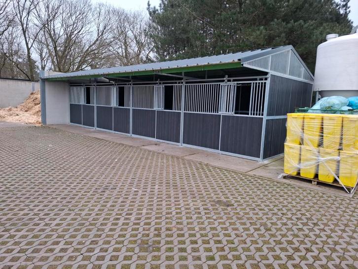 Nieuwe degelijk paardenstal  schuilstal  boxen., Dieren en Toebehoren, Stalling en Weidegang
