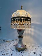 Vintage tafellamp met kristallen kap & porseleinen voet, Ophalen