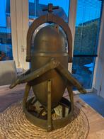 Antiek industrieel object, Ophalen, Brons