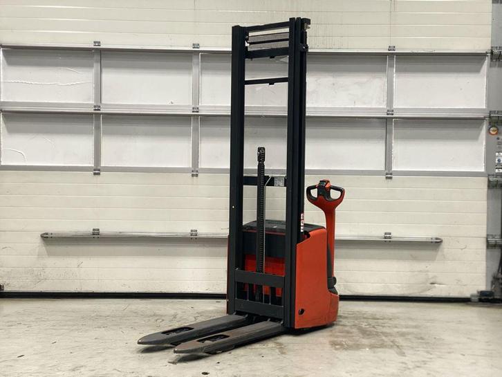 Linde L12I, Articles professionnels, Machines & Construction | Chariots élévateurs & Transport interne, Empileur, Électrique, 1000 à 2000 kg