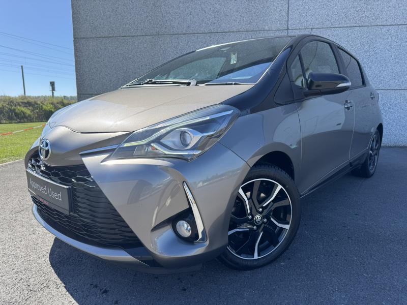 Toyota Yaris 1,5 VVT-IE 6MT Two-Tone Carnet d'entretien com, Achat, Autres couleurs, Noir, 5 portes