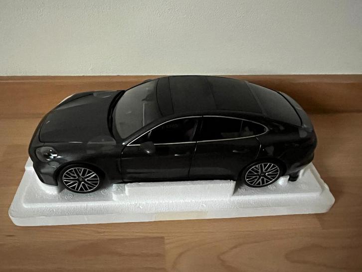 Porsche Panamera Turbo S 1/18 Minichamps, Hobby en Vrije tijd, Modelauto's | 1:18, Nieuw, Auto, MiniChamps, Ophalen of Verzenden
