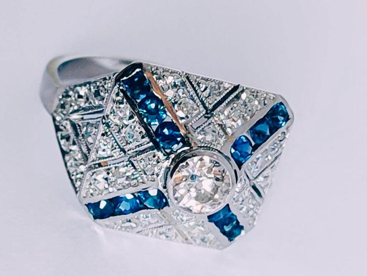 Belle Epoque Platinum ring met saffieren en diamanten, Handtassen en Accessoires, Antieke sieraden, Ring, Overige materialen, Met edelsteen