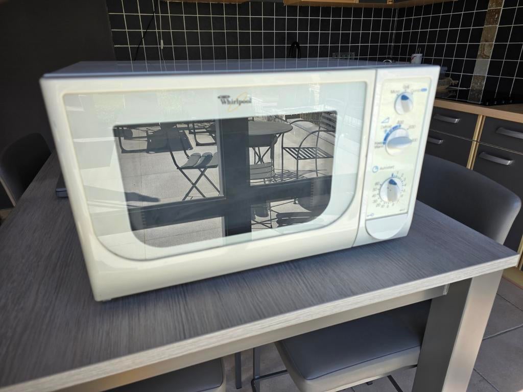 Magnetron, Elektronische apparatuur, Microgolfovens, Microgolfoven