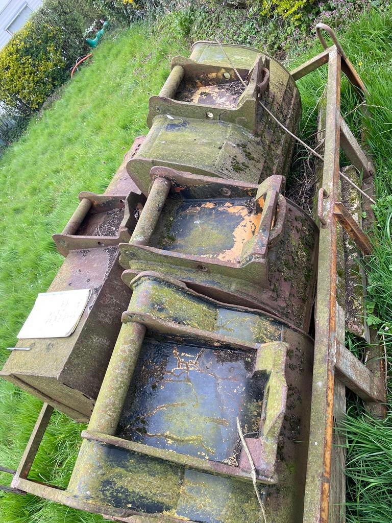 Lot graafbakken  niveleerbak, Ophalen