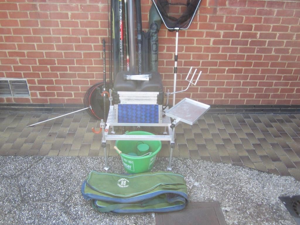 Lot complet de matériel de pêche, Sports nautiques & Bateaux, Pêche à la ligne | Général, Utilisé, Autres types, Enlèvement