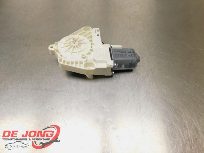 Moteur de vitre portière d'un Audi A4, -, 3 mois de garantie, Audi, Utilisé