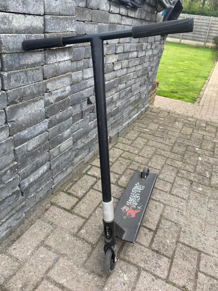 Street stunstep, Fietsen en Brommers, Steps, Ophalen, Zo goed als nieuw