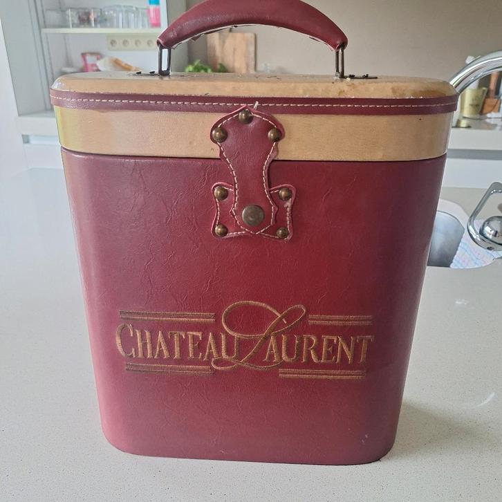 Chateau Aurent wijnkoffer, Antiek en Kunst, Curiosa en Brocante, Ophalen