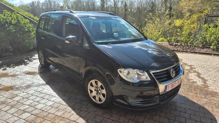 VW Touran 1.9 tdi, 7 plaatsen, 2007, 212.000km, Auto's, Volkswagen, Particulier, Touran, Airconditioning, Trekhaak, Diesel, Monovolume