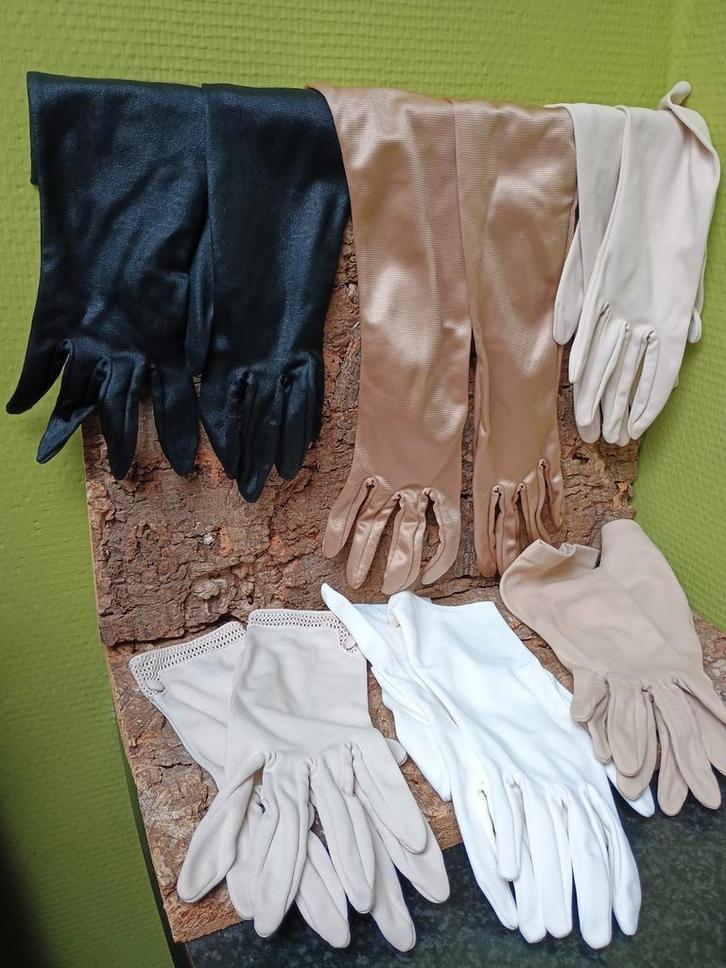 Gants vintage, Bijoux, Sacs & Beauté, Accessoires Autre, Comme neuf, Enlèvement ou Envoi
